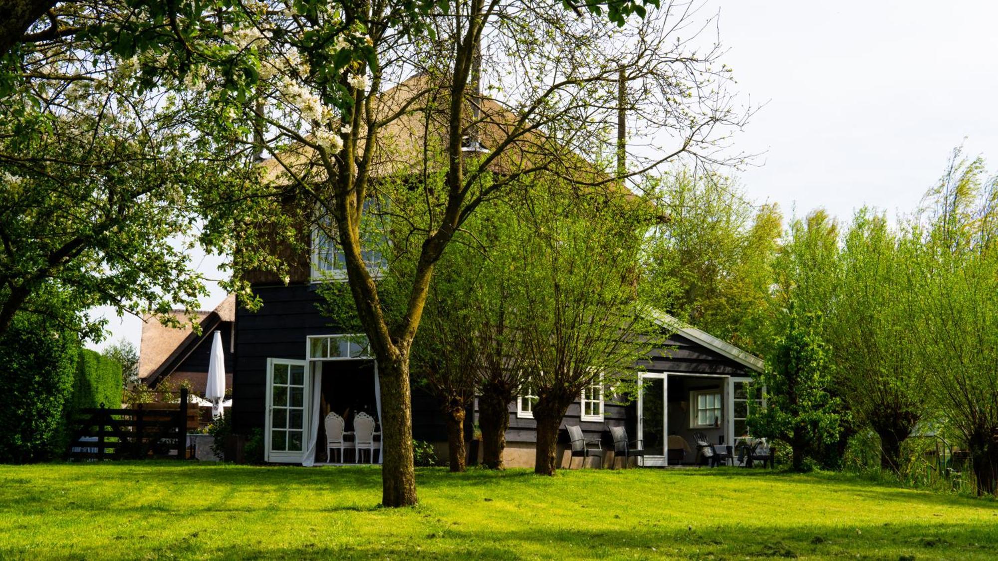 Herberg De Lingehoeve Oosterwijk Exterior foto